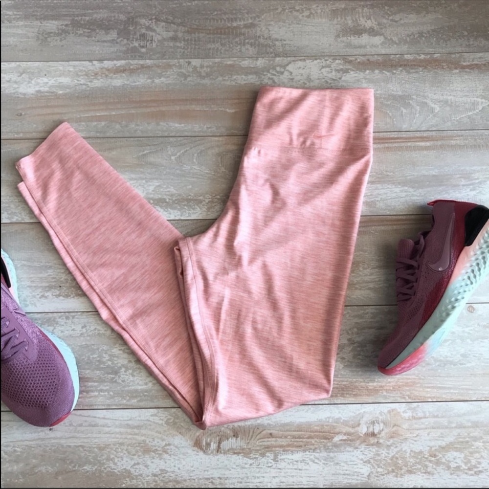 NWT Nike One Luxe Women’s Leggings - Picture 6 of 7
